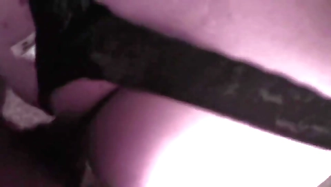 Sexy chick gets a creampie