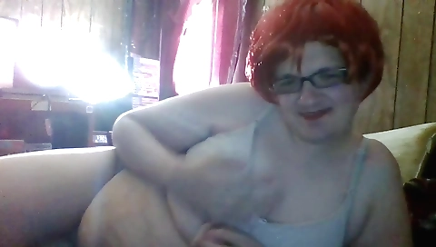 Shy girlfrienda somehow gets fucked by a dildo