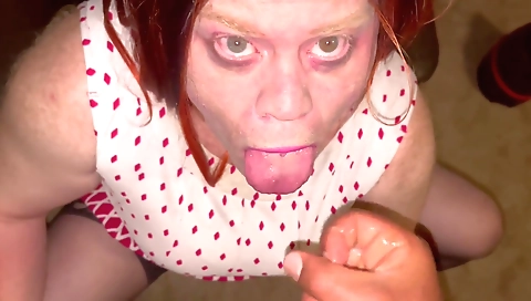 Hot chick fucks like a slut