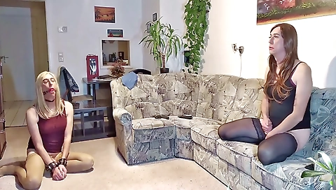 Hot slut rides a cock like unconventional