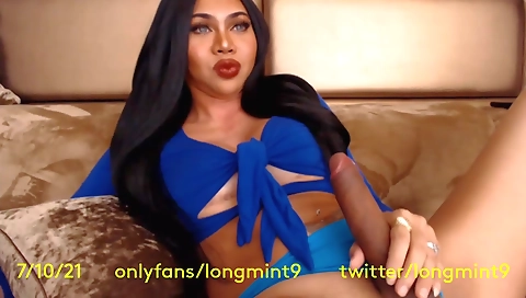 Sexy chick gets banged by a strapon