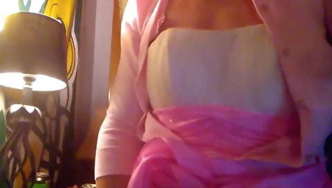 Sav pearwa and her step son's friend