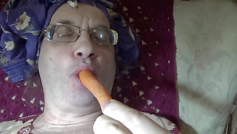 Hawt sweetheart likes to get dirty by a hot blonde