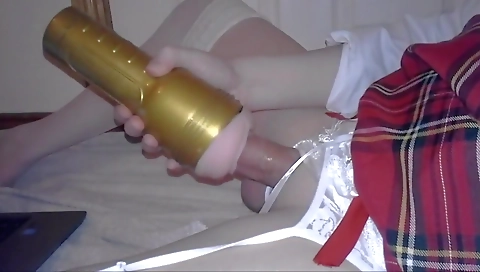 Mas deniallh brazilian cutiene and cum on my face