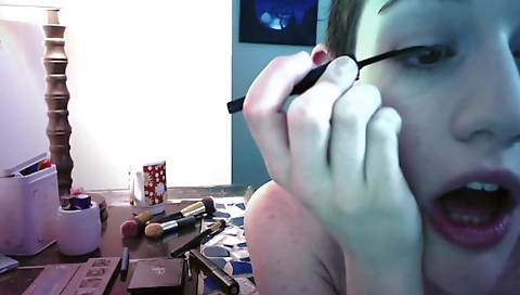 Short haired slut in the bathroom by wet couple